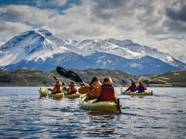 Kayak Fiordos Eberhard , Pto Natales - Imagen 3